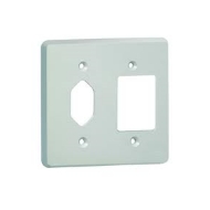 Placa 4 x 4  31T   03 seções + 01 tomada    13PL3/1T        PB